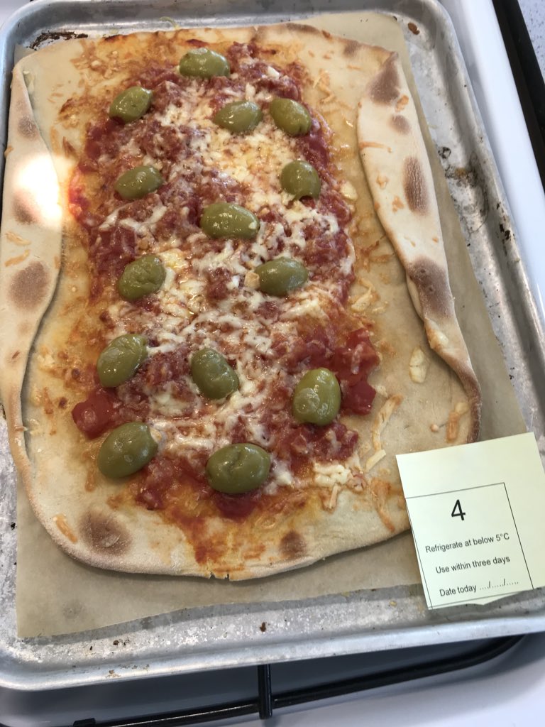 Cothamfood's tweet photo. Year 7 pizza today #teachingacitytocook @cobchef @fiargent @FoodTCentre @TheSchoolOfFood @CothamSchool https://t.co/f7fco3xh9D
