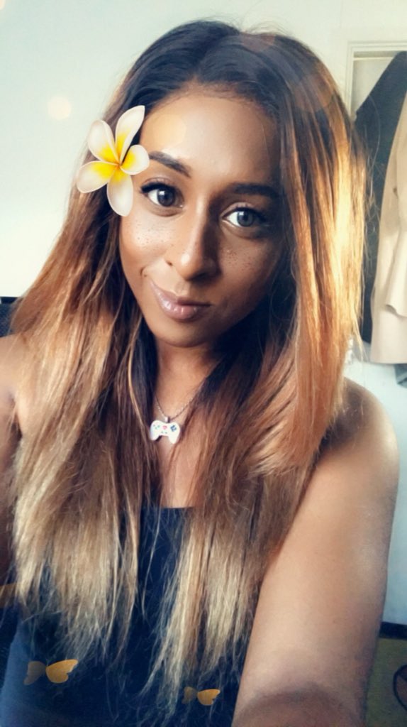 Angie_Oreo's tweet image. finally LIVE rn with Crash Bandicoot! Streaming from a PS4 for the first time! Come watch me rage and have fun @ twitch.tv/angie_oreo #NuggetAlliance #SupportSmallerStreamers #TERM1N8T0R