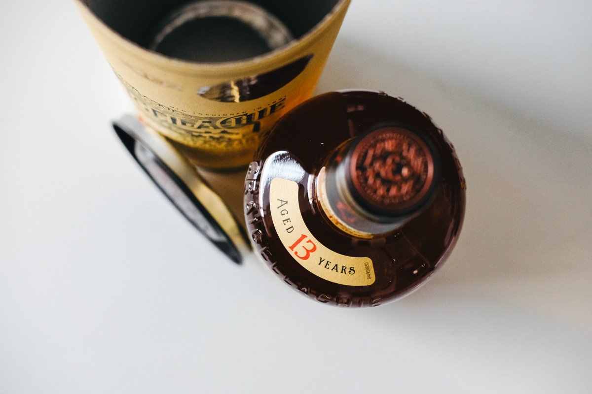 DigitalAuctions's tweet photo. Turn your old whisky collection into cash! Find out more about selling whisky at auction with @rmwauctions >> https://t.co/60FDc0NGST Next auction 18 May! #auction #auctionmarketer #whisky https://t.co/Nf55dcs64n