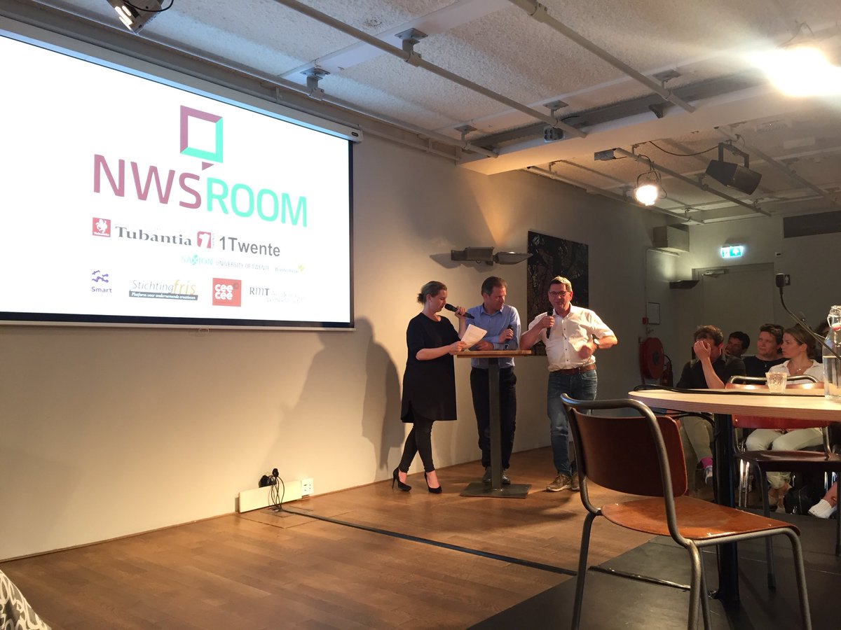NetwerkDem's tweet photo. Newsroom Enschede verenigd verschillende lokale mediakanalen met als resultaat dat veel meer bewoners betrokken raken bij belangrijke thema’s. Belangrijke les om lokaal te werken met verschillende doelgroepen tijdens #newdemocracy ‘Co-creatie in de Stad @De_Zwijger https://t.co/jnSM48wBbo