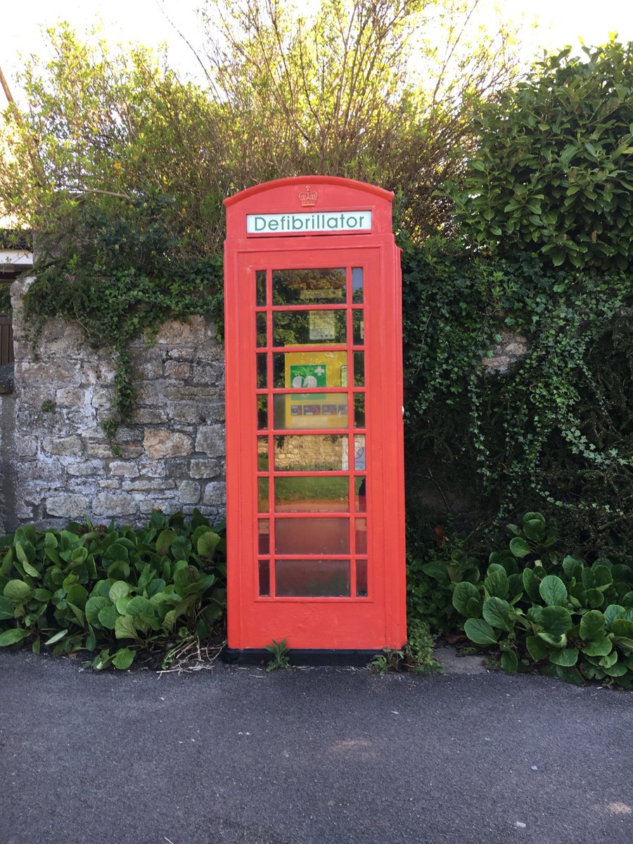 MaimieThompson's tweet photo. Out with the old in with the new. Iconic and nostalgic: many of us cherish the red phone box but it’s function  as telecoms has been replaced by modern technology. Still got a place in our communities and hearts though #defibrillator https://t.co/fRyvGGyUSV
