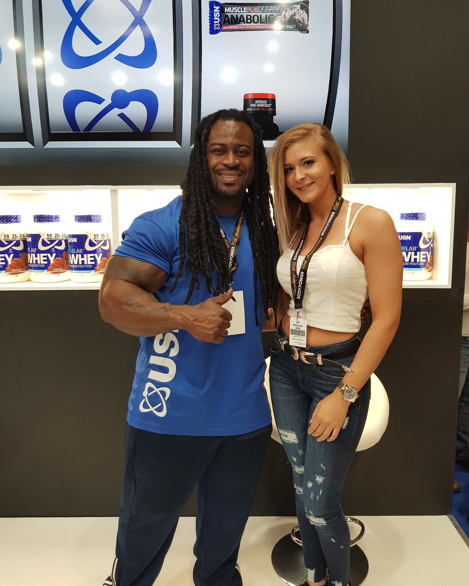Linzijane_x's tweet photo. Best weekend ever at #BodyPower2018 Everyone has a passion and this shit is mine ❤️ Never been so motivated to get where I need to be after meeting these wonderful people and role models 😍. https://t.co/chCfRXAQQs