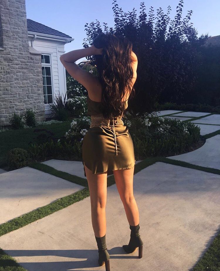 This Outfit 😏🔥