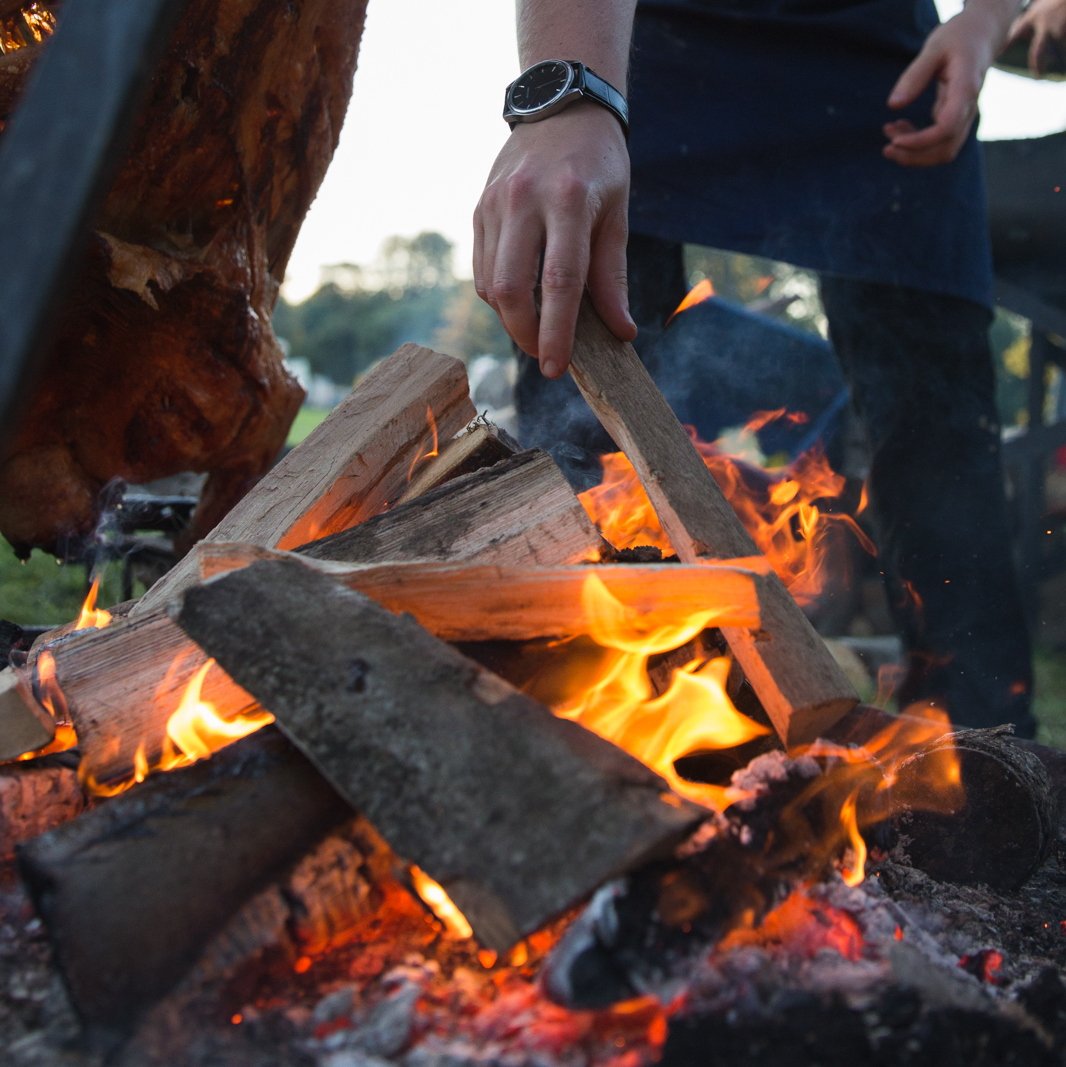 Fancy being part of the Wild Sussex team? We occassionally need some help! We cook outdoors over fire so if that's your thing then get in touch. Also looking for folk to help set up, do some food prep, chat with customers etc. Self employed and own transport essential.