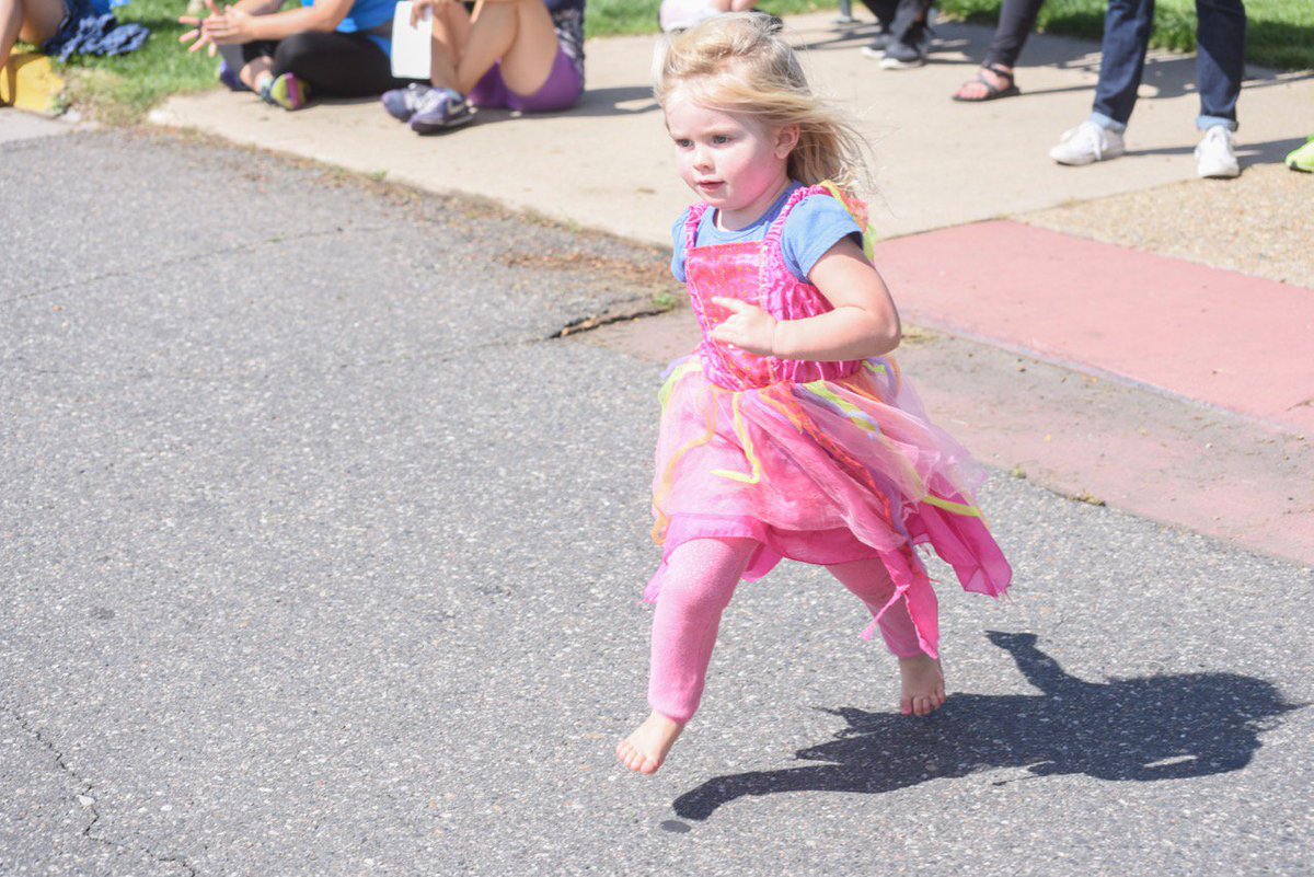 RunfortheDoor5K's tweet photo. We tend to get a little costume crazy over here at RFTD. This little lady won best dressed kid last year! Let's just say she was proud to claim her prize. https://t.co/Ye2md4lIpE
