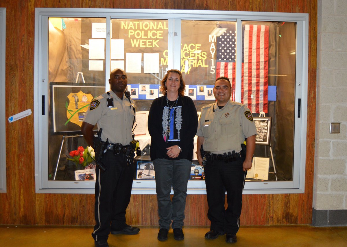 cisdnews's tweet photo. CHS students are observing Peace Officers Memorial Day, a day to honor officers killed or disabled in the line of duty. Students Cassidy Costa and Lauren Bailey created a display to honor our fallen officers, including one that hits close to home, Officer Kenneth Copeland. https://t.co/p97Oyeau04