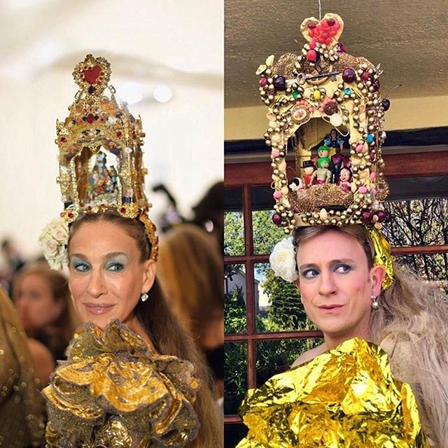LesKnits's tweet image. Thanks to the stellar work of @tommylenk and @tabloidarthistory, my #MetGala spectating experience is complete. 
Repost from @tommylenk:
Get that @sarahjessicaparker @metmuseum @metcostumeinstitute #LenkLewkForLess with cardboard, necklaces, beaded curta… ift.tt/2IiZhc9