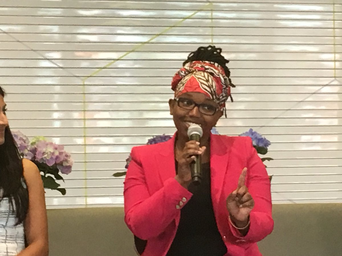 JosieGillan's tweet photo. The fabulous @iAyori talks about being a mom and a WOC at #MomsOfColorInTech https://t.co/r1DIWg2lVg