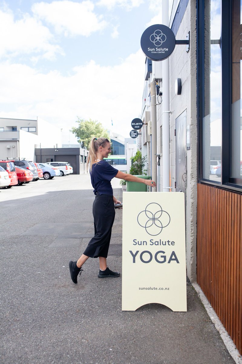 lululemonAKL's tweet photo. Found in: Hamilton East
We may have just found the recipe for the perfect Sunday morning. Start the day off slowly with a blissful Yin Yoga class at Sun Salute followed by brunch at Two Birds Eatery — current favourite is the Frida Bowl. #foundin📍 https://t.co/cth69x2foK