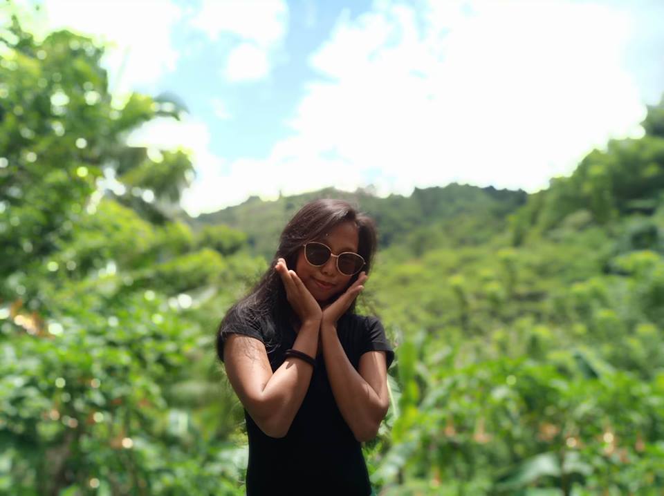 ItsjellanieG's tweet photo. Lady in black 😍😍😂 https://t.co/b42Sl1NIZF