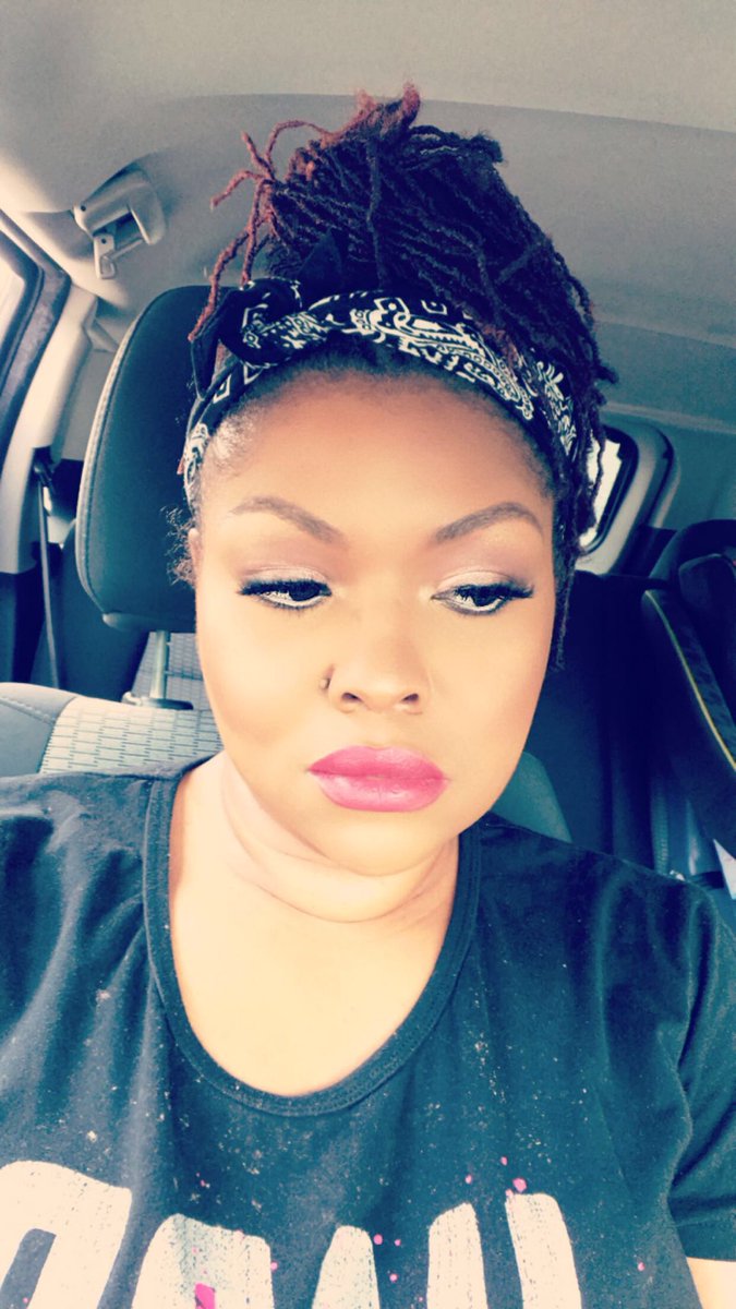 SheBatty's tweet photo. Using pink lipstick to heal and transform! Please join me in celebrating #pinkpeppermint and its one year anniversary of #BreastCancerAwareness by posting your pink lipstick selfie! #survivinginstyle #glamcon #poutwithus #pinklipstickday https://t.co/acAfvJtriw