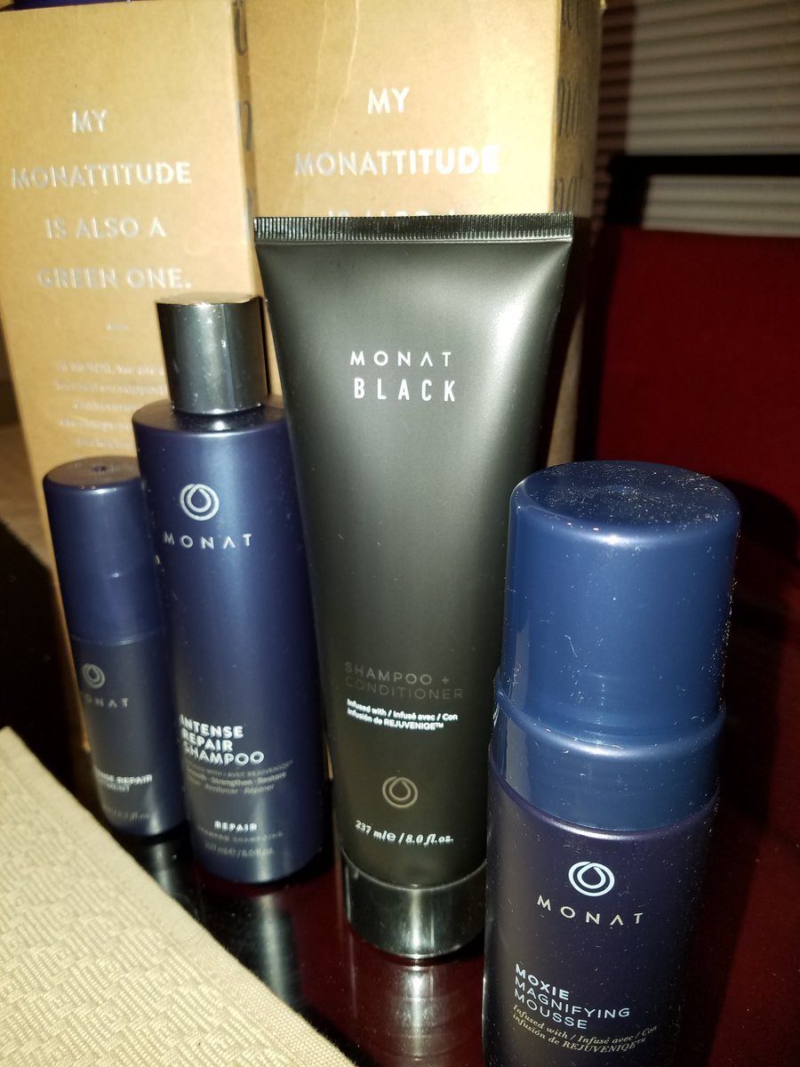 DateSmartNow's tweet image. MONAT Black, MONAT Intense Repair.  My new favorite hair products! If you use shampoo and conditioner, you gotta try this! rhondafrost.mymonat.com