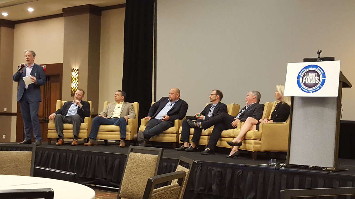 STEVEinCHANNEL's tweet photo. An esteemed panel at #cfna18 debates a topic of interest to all channel programs... distribution. https://t.co/fzyA6KU34l