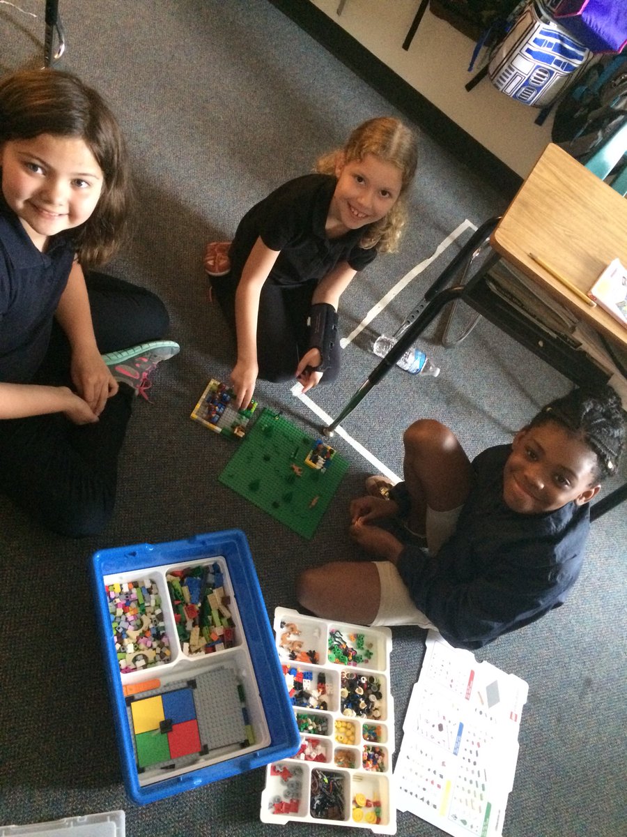 bloomingasigo's tweet image. They aced day one of testing! #indoorrecess #legokits @Killian_STEAM