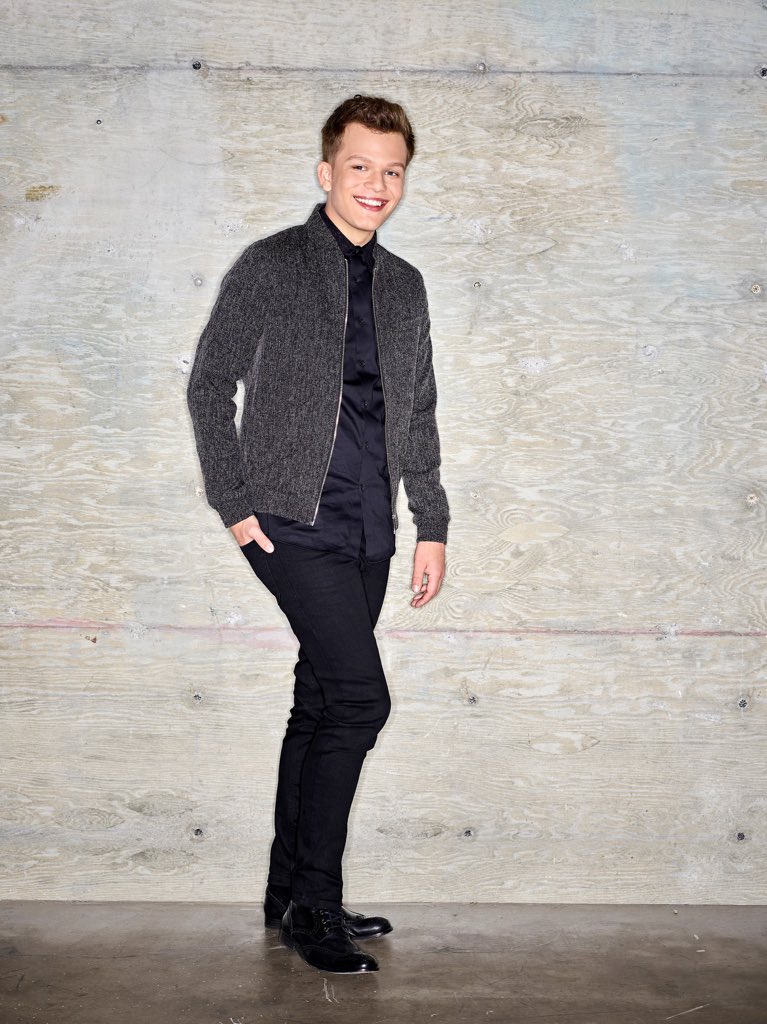 TimmyAsian's tweet photo. #VoiceSaveBritton JUST DO IT RIGHT FOR ONCE https://t.co/wzCMfgvpkc