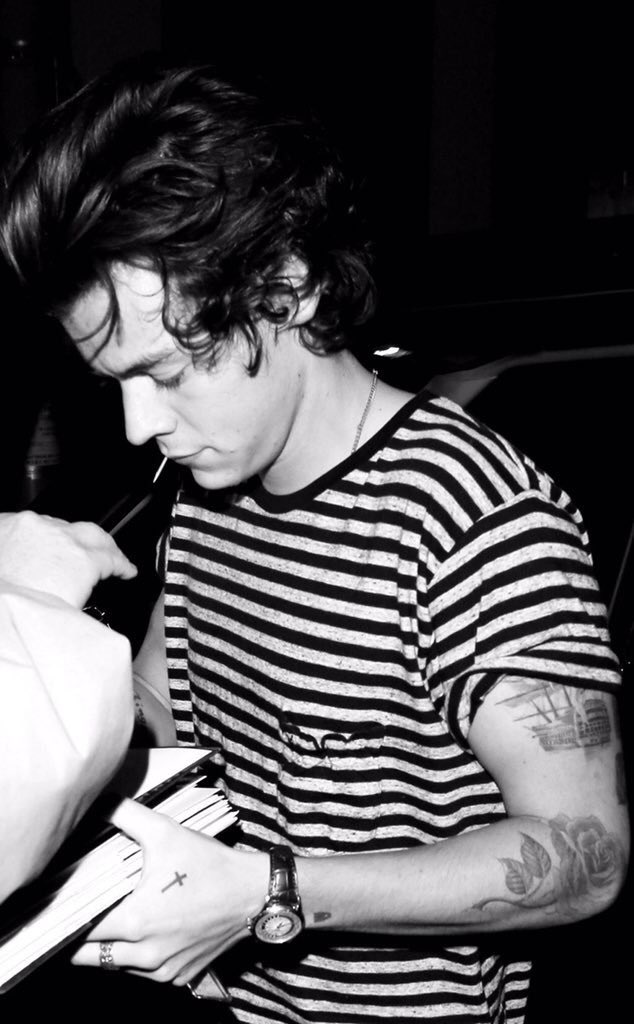 hq harry pics tweet media