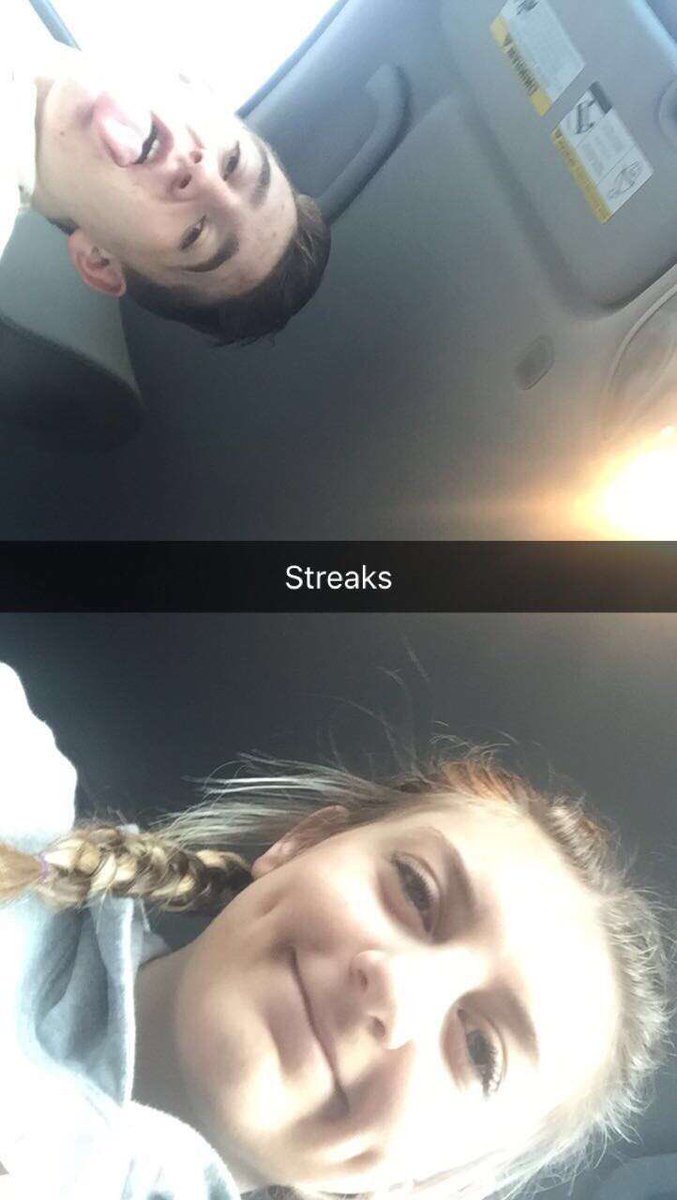 Cantene2017's tweet photo. Happy birthday @taylor_dowler #candycigs #420 https://t.co/6sNDOcBWAq