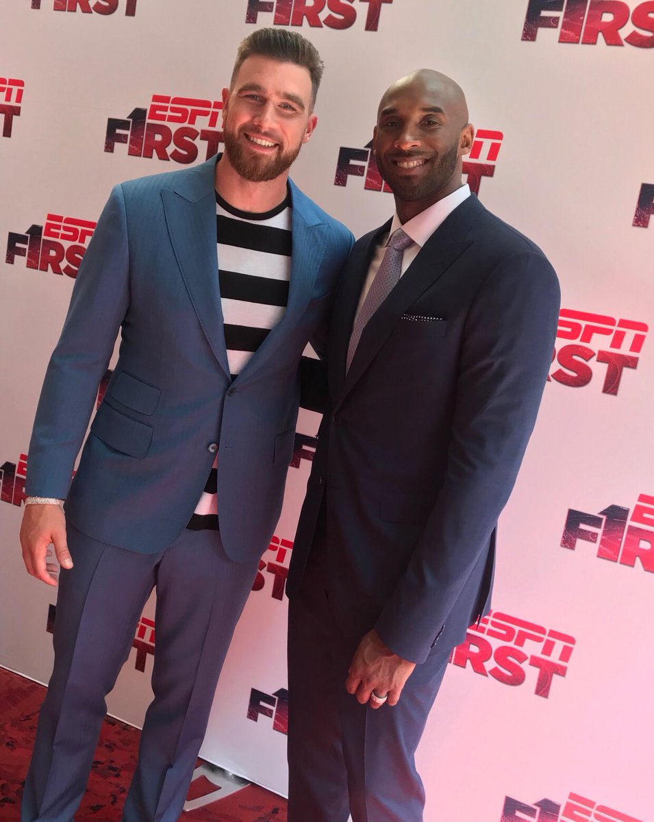 aamgmtgroup's tweet photo. 87 &amp; the GOAT! #ESPNUpfront https://t.co/pFBgJUeExj