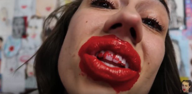 Kenziekey2's tweet photo. @MirandaSings https://t.co/bxOv5k1RE7