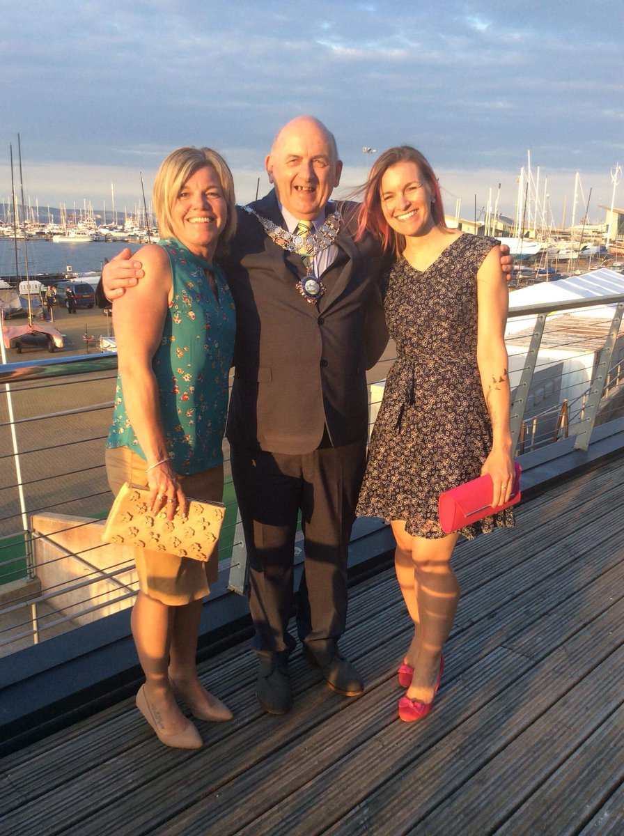 SouthwellSmiley's tweet photo. A lovely evening out at @WPNSA for the Mayor-Making Ceremony, where it was announced that Southwell Smiley Faces will be one of two charities selected by the Mayor, to be supported for the year. #SmileyFaces #Mayor #Portland #Bling #Charity #Thankyou https://t.co/zKckpDYxbA