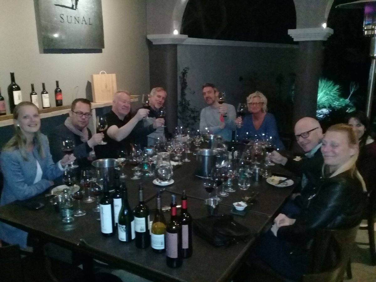 El fin de semana visitó <a href="/badbrotherswe/">Bad Brothers WE</a> la Máster of Wine #MadeleineStenwreth junto a 8 Sommeliers de Suecia para catar nuestros vinos. Fue una alegría recibirla y que los vinos le gusten!