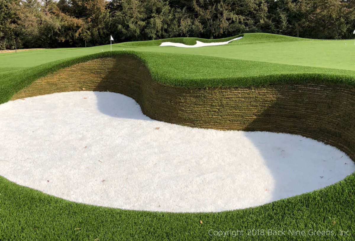 BNGLuxury's tweet photo. How would you like to hit out of this custom Scottish bunker?⛳️ #bunker #BNGLuxury https://t.co/Nxrmp3Y3Of