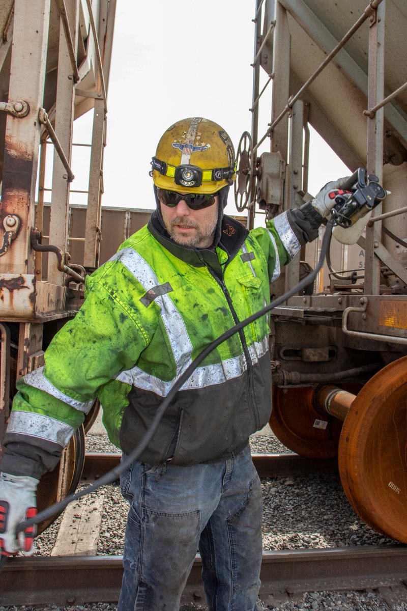 UnionPacific's tweet photo. #TechTuesday: St. Louis Service Unit Carman Welder Tom Hottenrott is holding a mobile ultrasonic wheel defect detector, a gadget that detects microscopic rail car wheel defects with sound echoes. https://t.co/5ERclJ7vl8