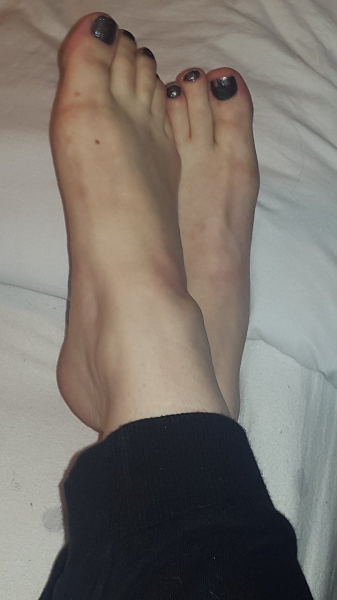 MrMrsSmith16's tweet photo. I want to see these feet walking all over you!
Send send send! 
@RTfucker
@RTP1G
@RTwimp
@rtfindom
#smokingfetish #finacialdomination 
#findom #finslave #rtfucker #paypiggys #cashcow #worship #spoilme #finsubs #payslave #domination #fincuck #alphacouple https://t.co/Uaz938Tju9