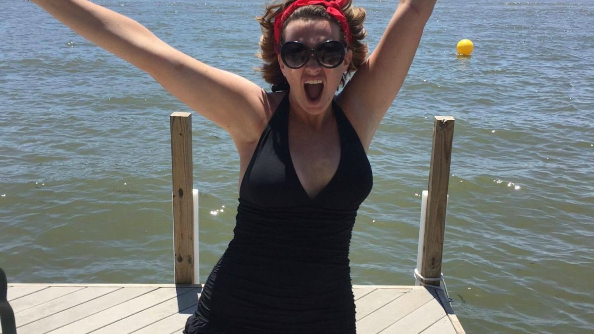 ScaryMommy's tweet photo. What Did I Learn From Having Cancer? Wear The Damn Swimsuit. https://t.co/QaD4xZXxcy https://t.co/PLWIKLP3jc