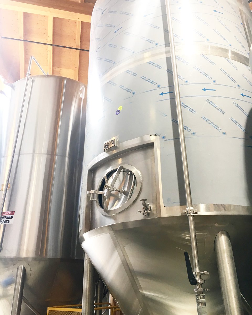 TheGrizzlyPaw's tweet photo. Welcome home, Eleven. #newtank #letsbrewmorebeer #Eleven https://t.co/dpsyWnYxf5