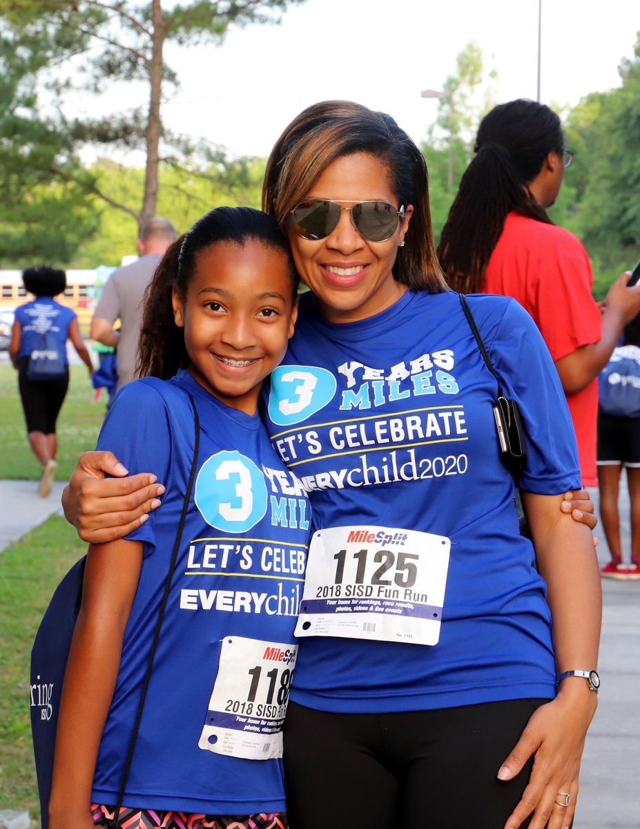 SpringISD's tweet photo. It's been a few days since the #3Years3Miles #SpringFunRun18 and we're still talking about the turnout and fun everyone had. Share UR pics in the comments section below and we may use them to promote the event next year. We look 4ward to looking at all your pics. https://t.co/mBmzFXNgke