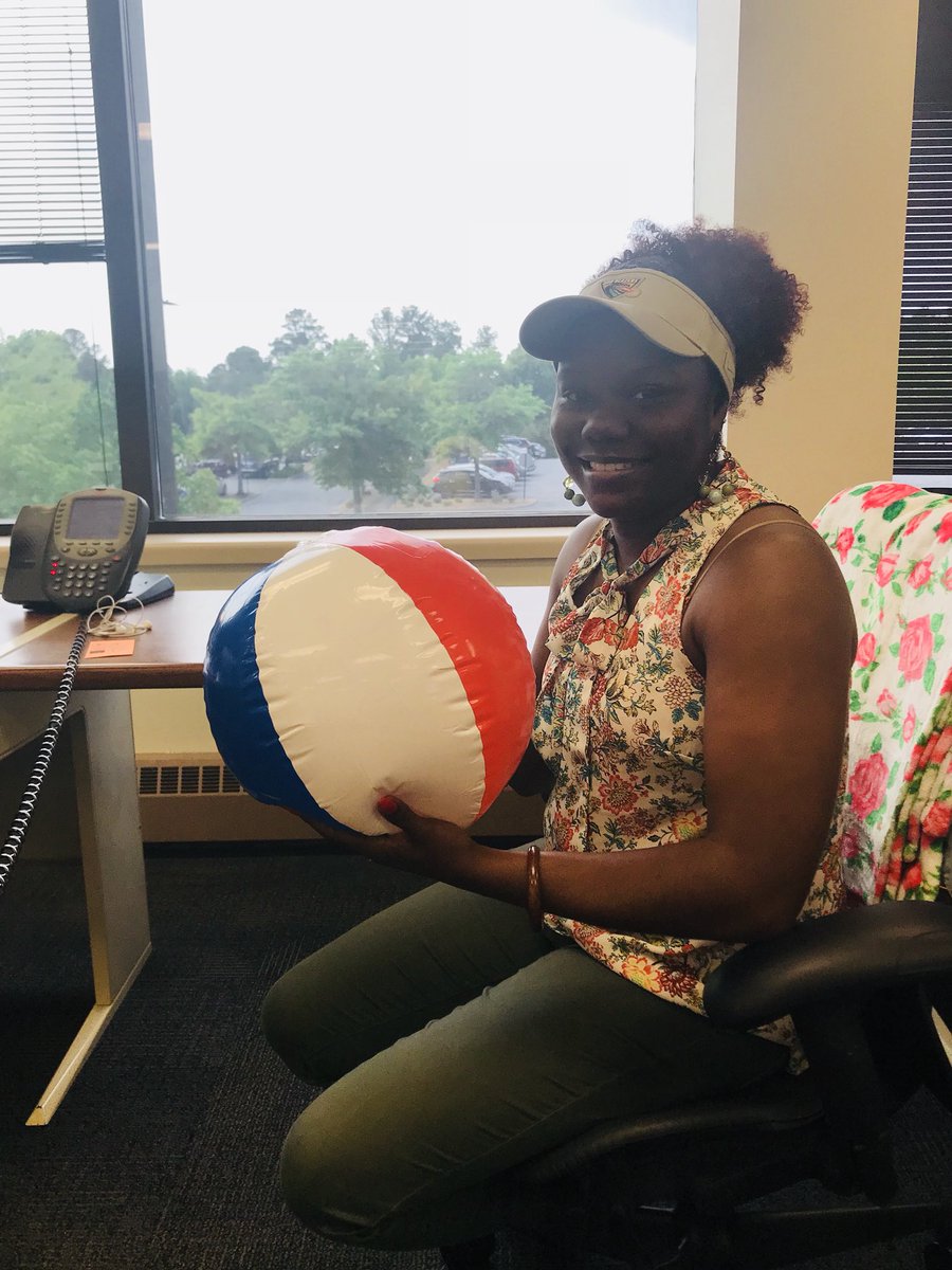 thetraceed's tweet photo. 🧢🎩🧢👒Hat day in hotHam🌞🌞 #teamWeldon #LifeAtAtt #multitasking #wewearmanyhats @alandria_fox @teamjohnsonbham @TerrishiaJenai @Sharanda83 @Team_Weldon https://t.co/Iz7KLOYCcT