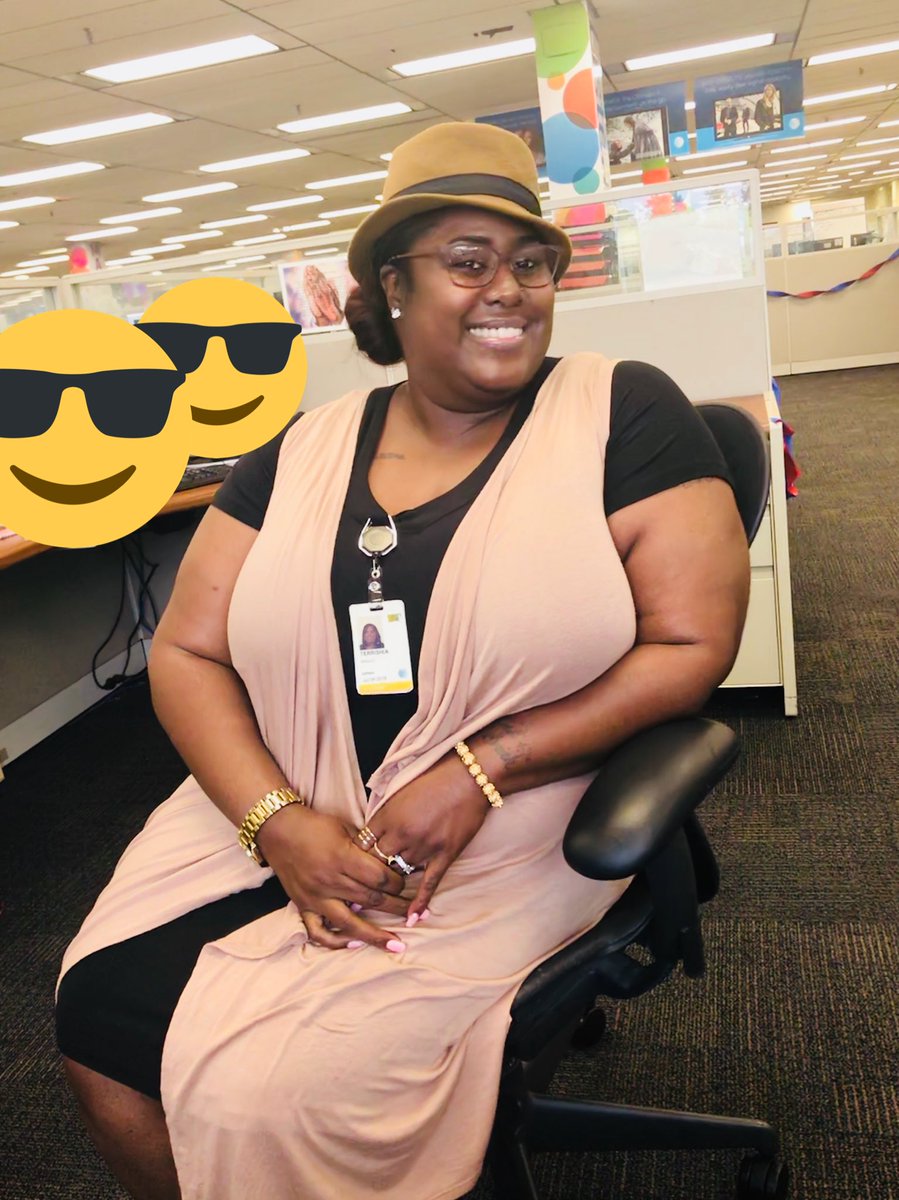 thetraceed's tweet photo. 🧢🎩🧢👒Hat day in hotHam🌞🌞 #teamWeldon #LifeAtAtt #multitasking #wewearmanyhats @alandria_fox @teamjohnsonbham @TerrishiaJenai @Sharanda83 @Team_Weldon https://t.co/Iz7KLOYCcT