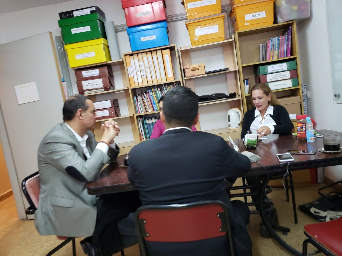 miguelsiciliano's tweet photo. Vinimos a visitar a la Fundación "Ictus". Ellos se encargan, sin fines de lucro, a fortalecer las relaciones familiares y a poner a la familia como eje de vida. Hacen un trabajo increíble, con un esfuerzo enorme y con profesionales maravillosos. #EntreTodos #PensandoCordoba https://t.co/uEo32c1NDd