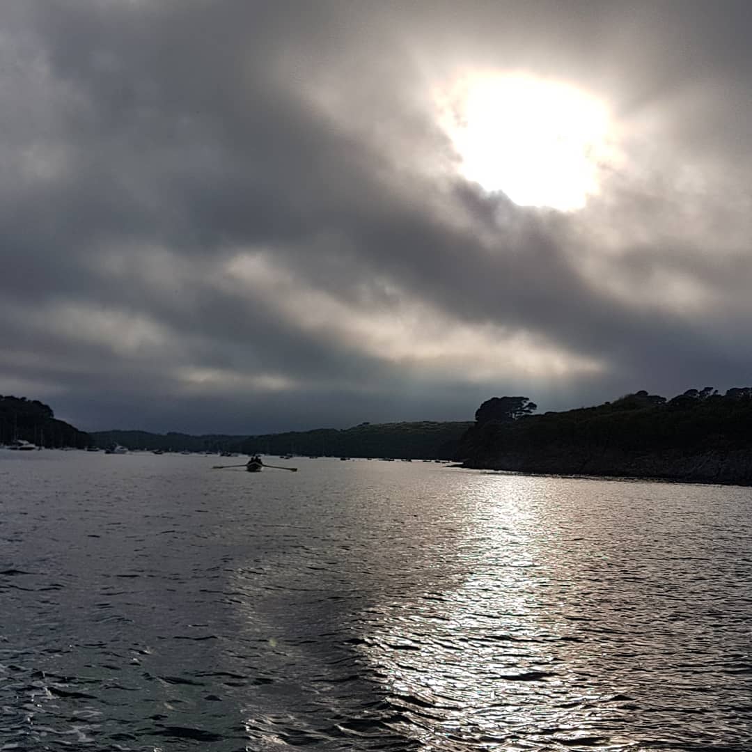 HelfordRiverCr's tweet photo. Sunset this evening on our #helfordrivercruise from.@BudockVeanHotel
@ILoveCornwallUK
#LoveCornwall #CornishSpringTime #boattrips #helfordriver
https://t.co/ECtadFIpXZ https://t.co/mIXcFonaO7
