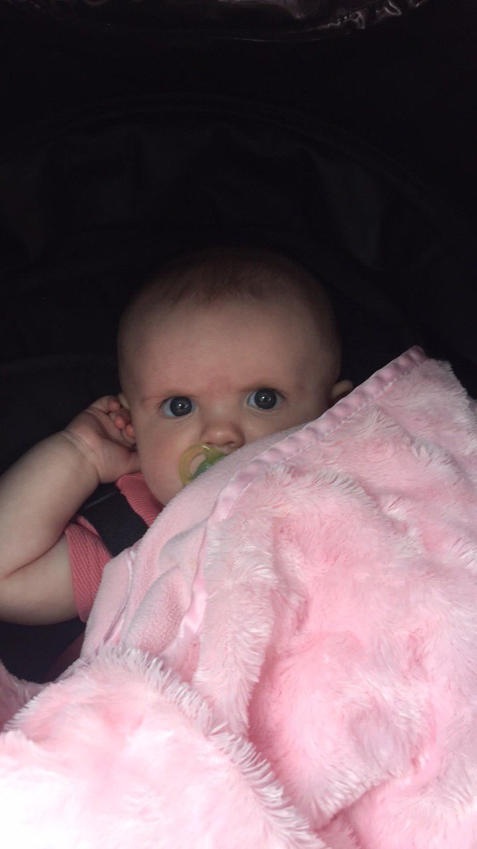 cfcteri's tweet photo. #nearly7month #chilling #mydouble https://t.co/CX1XPWqhJQ