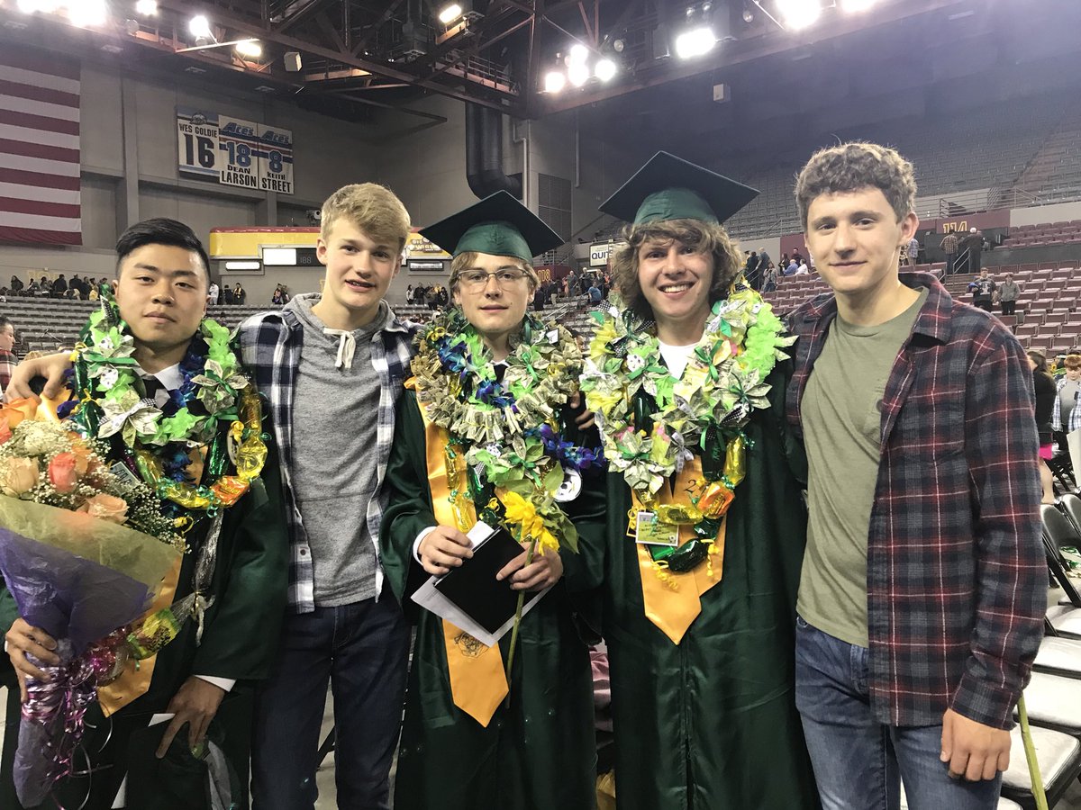 ServiceSoccer's tweet photo. Congratulations graduates!  The long Green &amp; Gold line continues. https://t.co/5Qn2XIkdr2