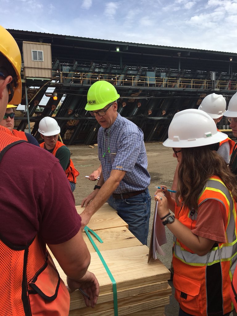 SZSchons's tweet photo. On our second day of our Forest Fields Studies course we visited Franklin Lumber, International Paper and a shovel harvesting operation with Swain and Temple — thank you!! All that in one day! Only @VTFREC #VirginiaTech #forestry https://t.co/cCsQcQspYH