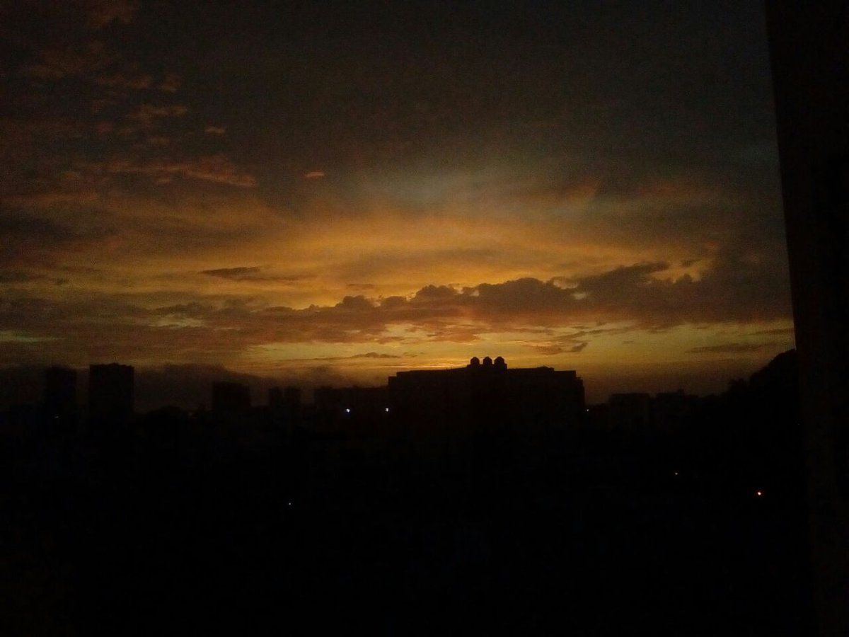 MlanieSnchez's tweet photo. Atardecer Pacífico https://t.co/kh6OU1ZvXh
