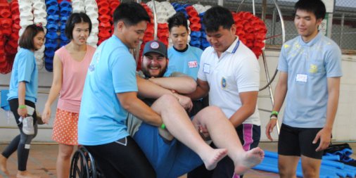 ClemsonCBSHS's tweet photo. John Gautsch earned the name “Big Boy” in Thailand while providing instruction for adaptive sport swimming; read why it’s no wonder people followed him into the pool
https://t.co/YZtkhivdrn
@ClemsonStudents @DisabledSportUS @StateDept @AdaptiveSfund #IamNAC https://t.co/M9raDpL69K