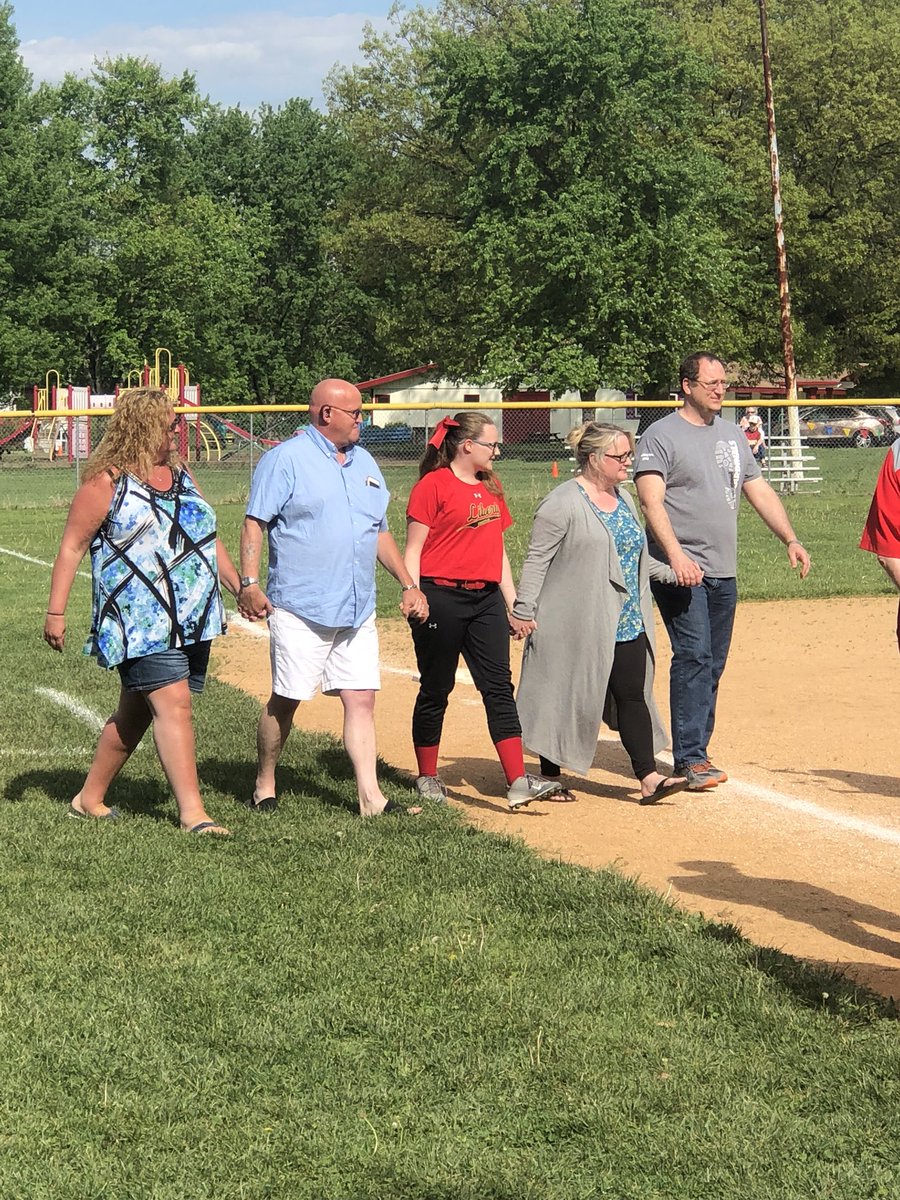 LionsAthletics's tweet photo. #LCSSOFTBALL Senior Day!  Thank you Lexi, Kat, Micayla and Sarah!  Thank you for your investment in the program! https://t.co/E2i4GUALwf