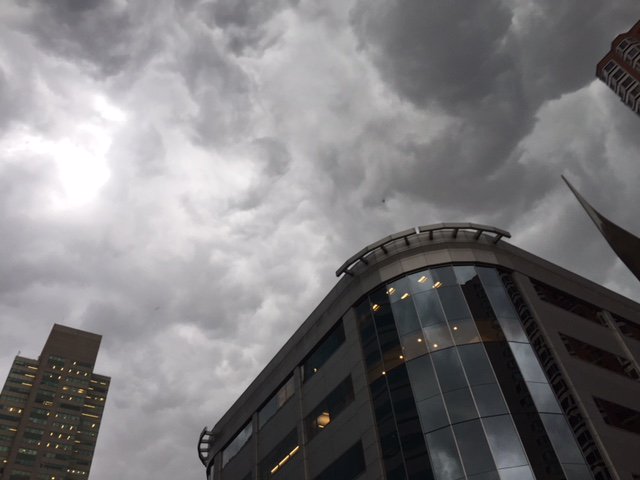 Kobner_M's tweet photo. Quite the storm here in NYC.  Us #NYCops can handle it! https://t.co/5GJjD6uH9U