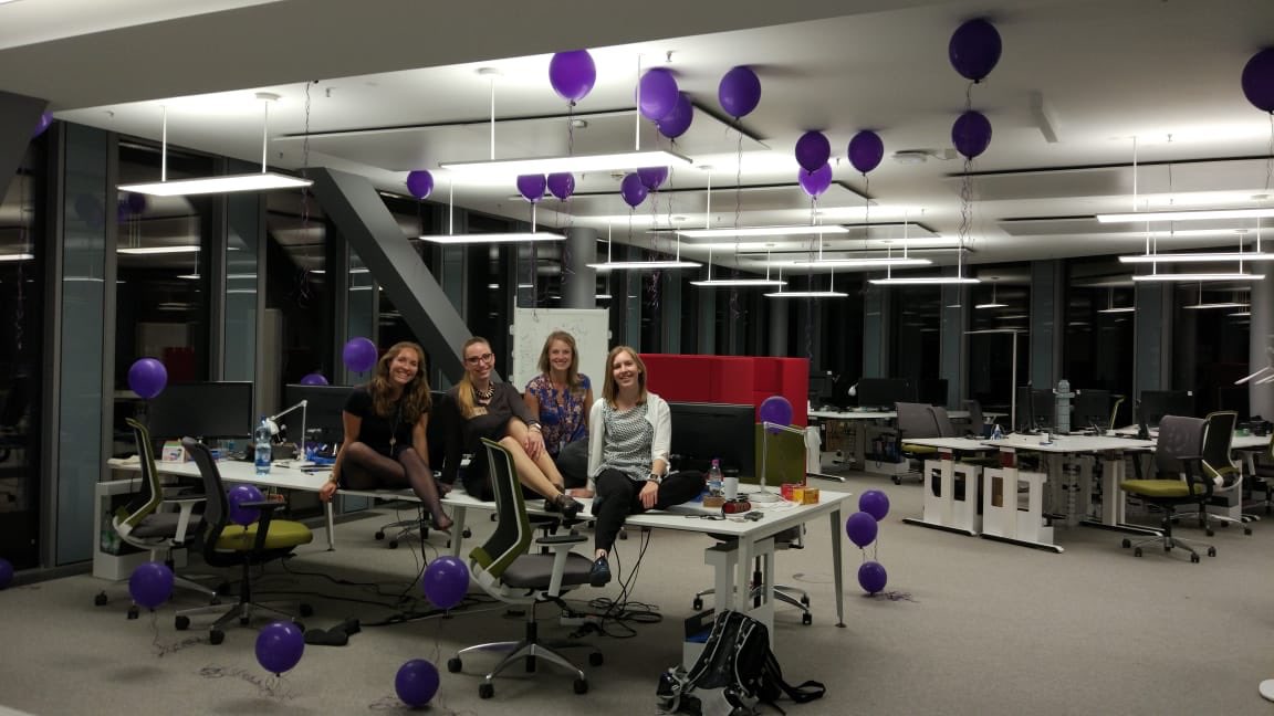La_Svenja's tweet photo. After a successful Code Pub Event (https://t.co/lfrepbRhcs) at the @IBMIoT #WatsonIoT Center. So many women passionate about coding or interested in learning it, amazing! #CodePub #IBM @netlight https://t.co/B4vwOQG9Av