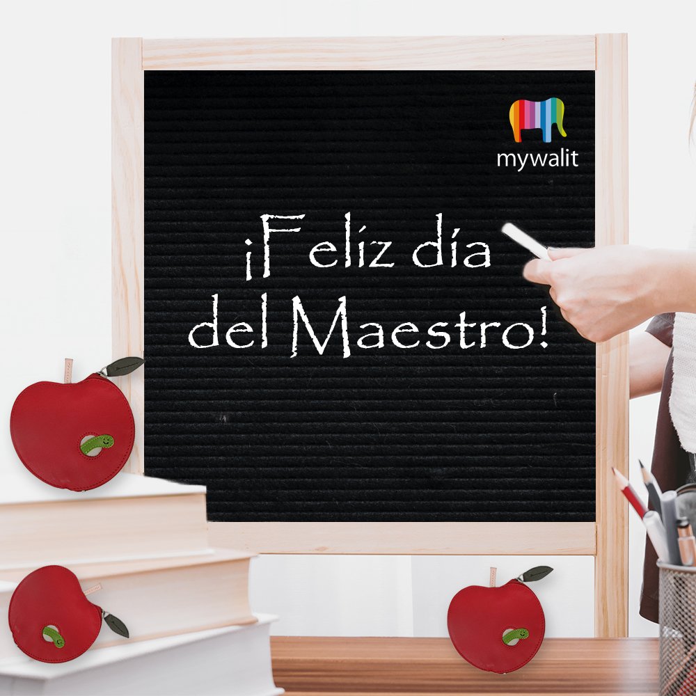 mywalit_mx's tweet photo. ¡Les deseamos un increíble #DíaDelMaestro de parte del equipo de #mywalit! 

Vengan a visitarnos a nuestra boutique de @centrostafe y encuentren la manzana perfecta para regalar hoy.  ❤️🍎 https://t.co/Rpqpbc0rpg
