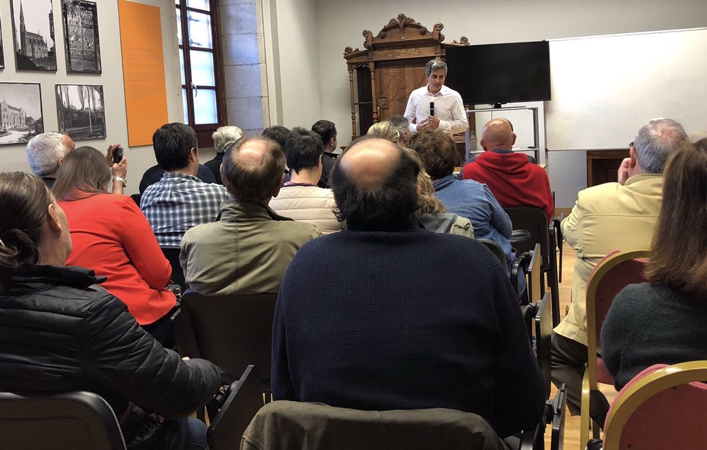 Pablo_Zuloaga's tweet photo. 🌹Gracias a tod@s l@s militantes que me han acompañado esta tarde en #Comillas. El proyecto socialista de #Cantabria lo construimos junt@s, con el trabajo y la participación de tod@s🌹#JuntosLoHaremosPosible  #ConPabloEsPosible https://t.co/ZODHHwFf9Y