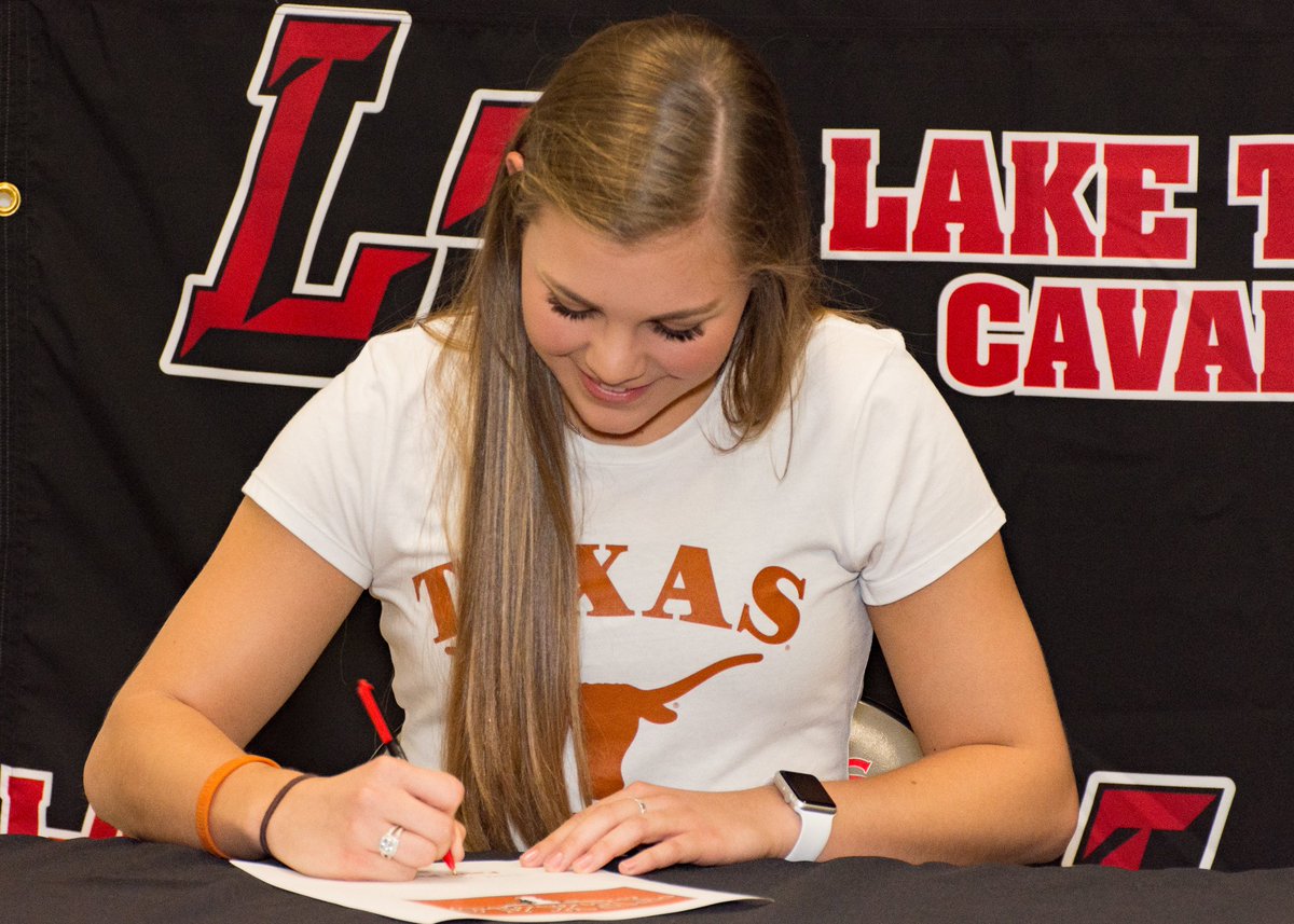 ltisdschools's tweet photo. Cheers to @laketravishs @LTHcheerleading student-athlete Faith Putman who signed her letter of intent May 15 to cheer for @UTexasSpirit! #buiLTstrong @gbutler74 https://t.co/soeHJzLswG
