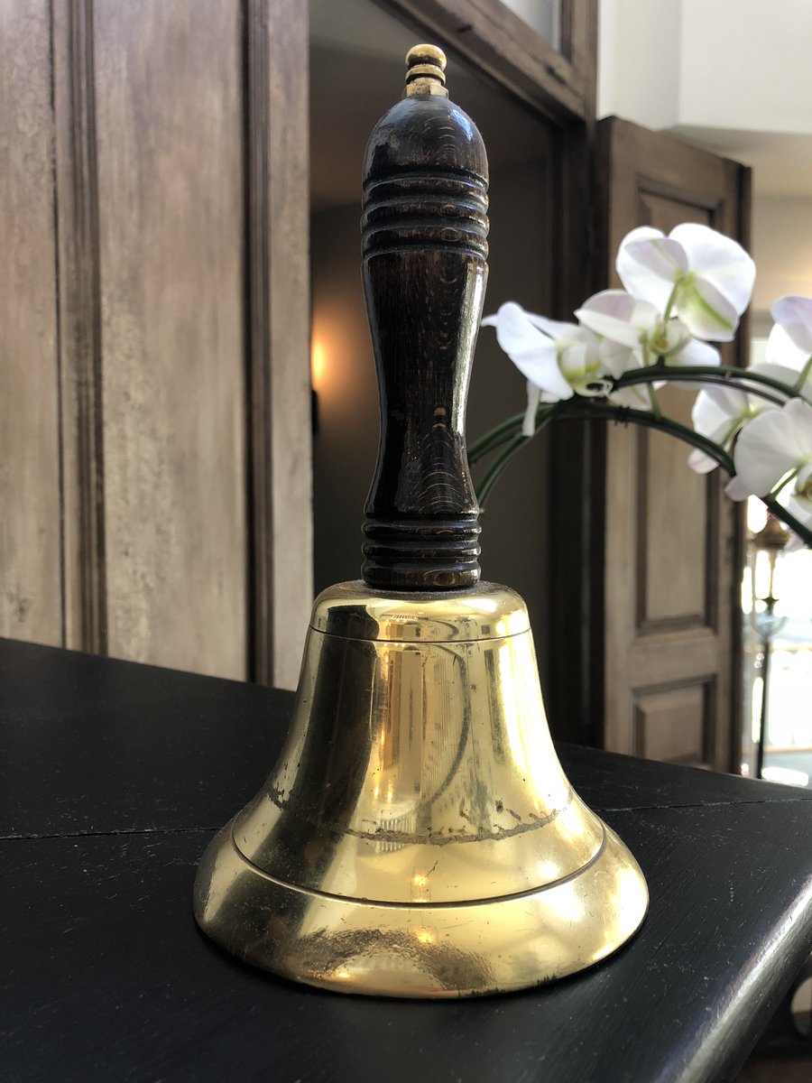 ballardinn's tweet photo. The famous bell. https://t.co/1tcu4sZuCF
