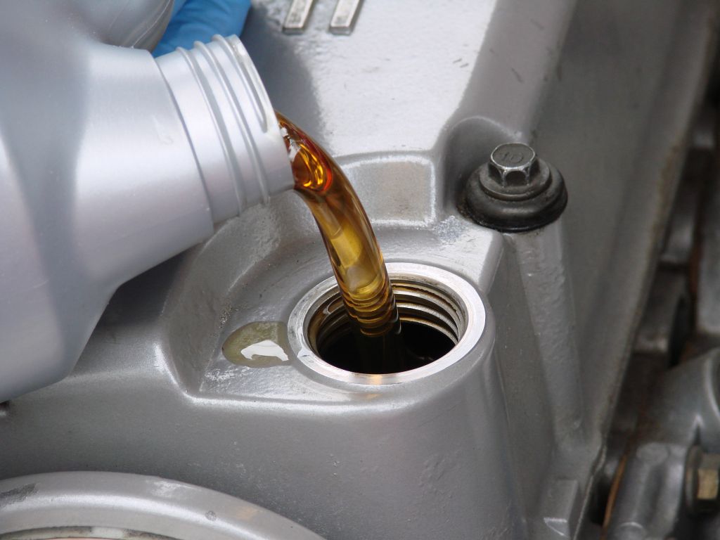 Alton Toyota on Twitter "Get an oil change with a genuine Toyota oil Filter, fluid level