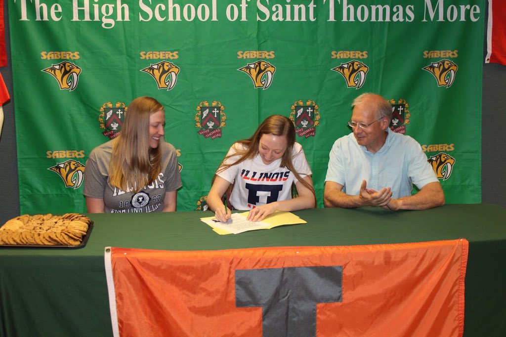 STMoreAD's tweet photo. Congrats Grace!!!! Looks like the letter was a hit!! 😂@Illinois_Alma &amp; @UofI_Illinettes are lucky to have you!! Can’t wait to see you on the field &amp; court!! I L L👏👏👏👏👍👍👍👍👍I N I https://t.co/CCSx0RDbMO