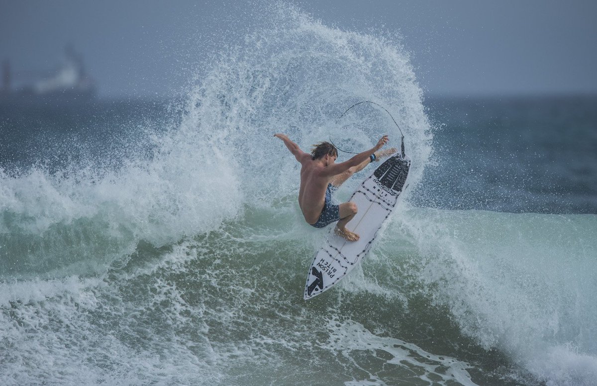 rustysurfboards's tweet photo. A bit of flare with Harry Bryant.
#rustysurfboards #ourkind
Photos by John Respondek

Rusty Surfboards: https://t.co/pTc7cFXL7X https://t.co/z8SLCxImaq
